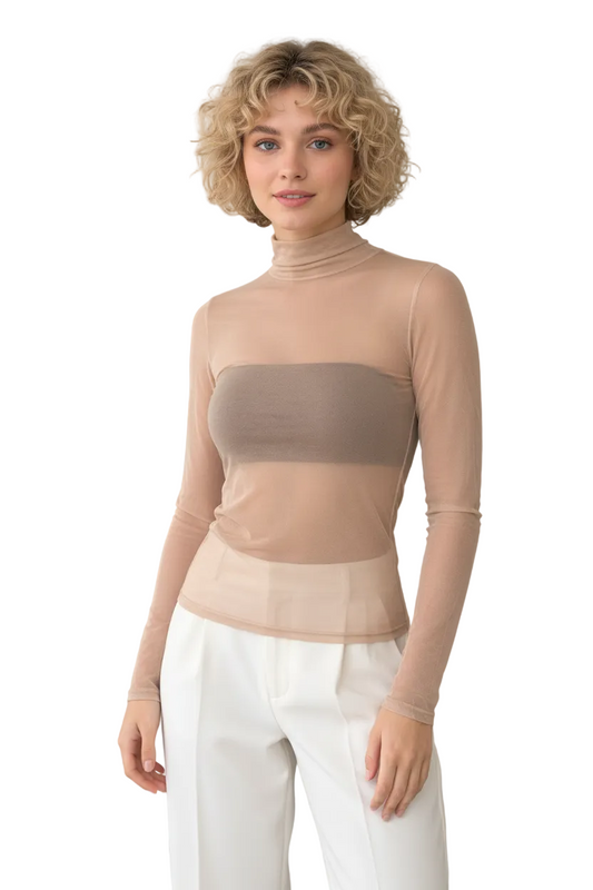 Blusa transparente con top beige